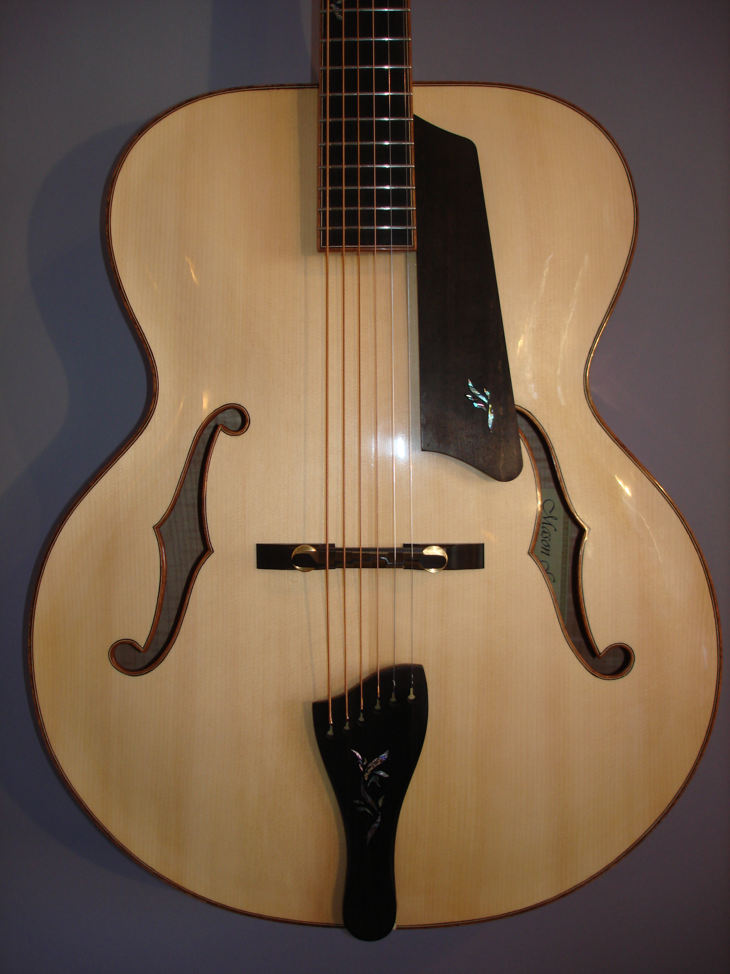 Archtop:  Body Front